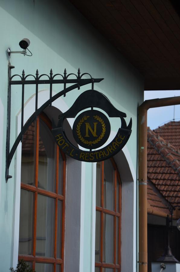 Hotel Napoleon Austerlitz Exterior foto