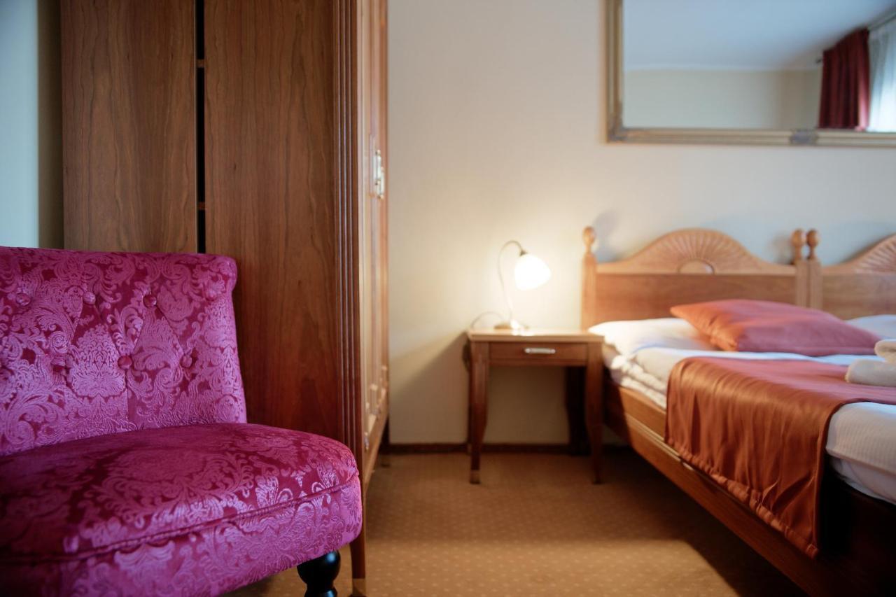 Hotel Napoleon Austerlitz Exterior foto